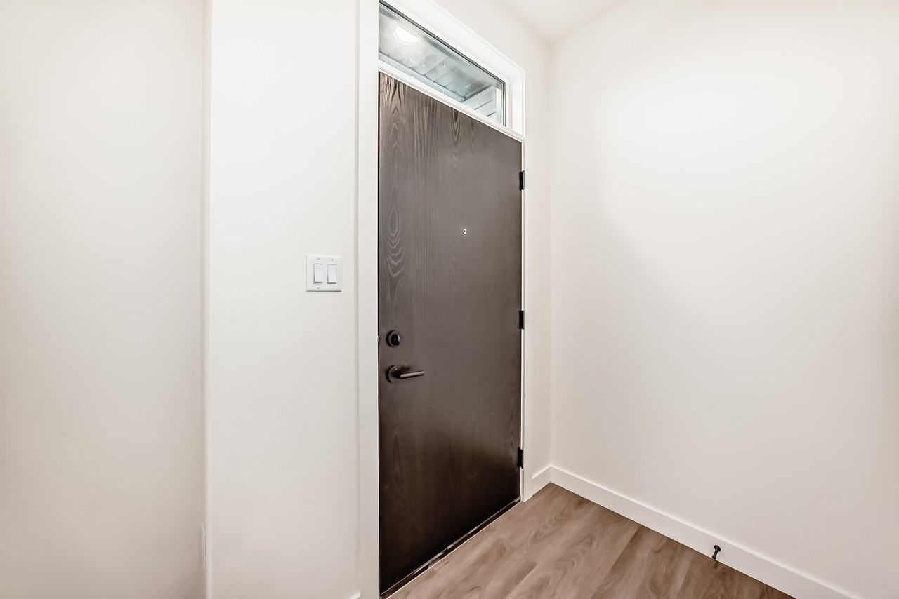 15720 103 Ave Nw - Photo 3 of 44