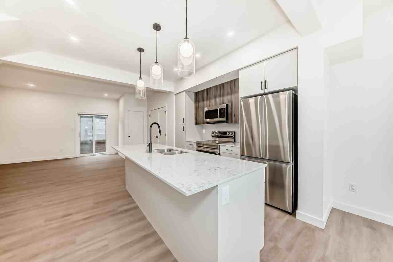 15720 103 Ave Nw - Photo 5 of 44