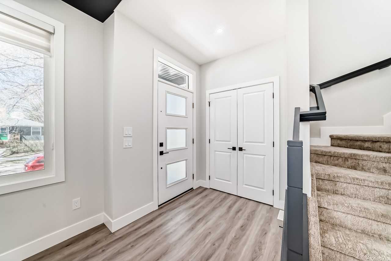 12903 123a St Nw - Photo 4 of 50