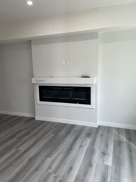 10821 112 St Nw - Photo 6 of 32