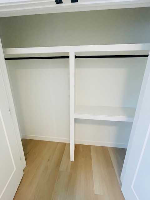 10831 112 St Nw - Photo 3 of 23