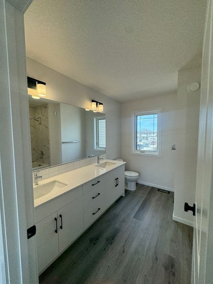 96 Cityscape Manor Ne - Photo 6 of 12