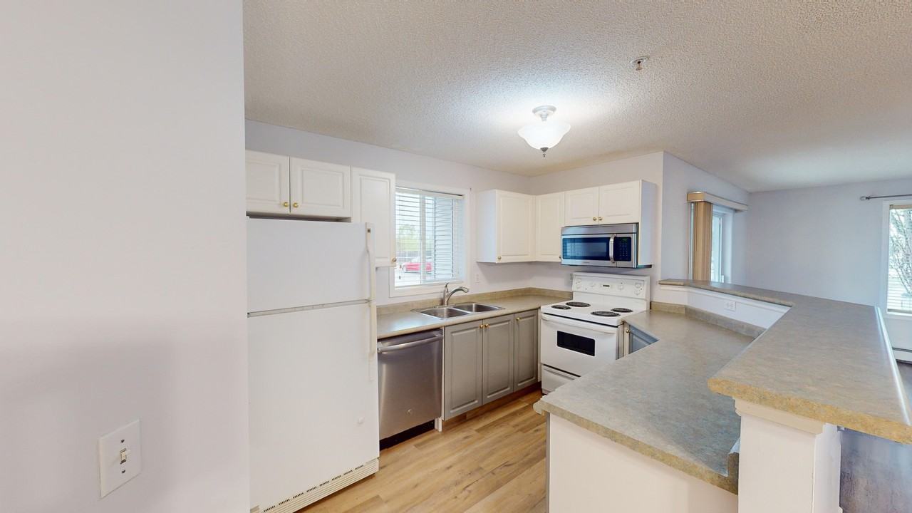 119 - 4000 Somervale Court Southwest - Photo 2 of 17