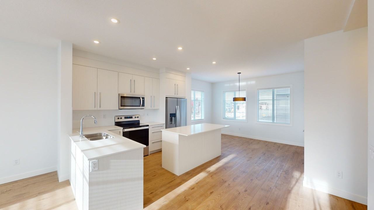 402 - 669 Savanna Boulevard Northeast - Photo 4 of 19