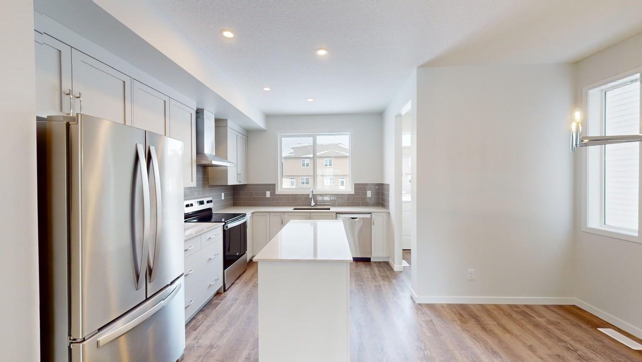 41 Corner Glen Row Ne Uppr - Photo 2 of 22