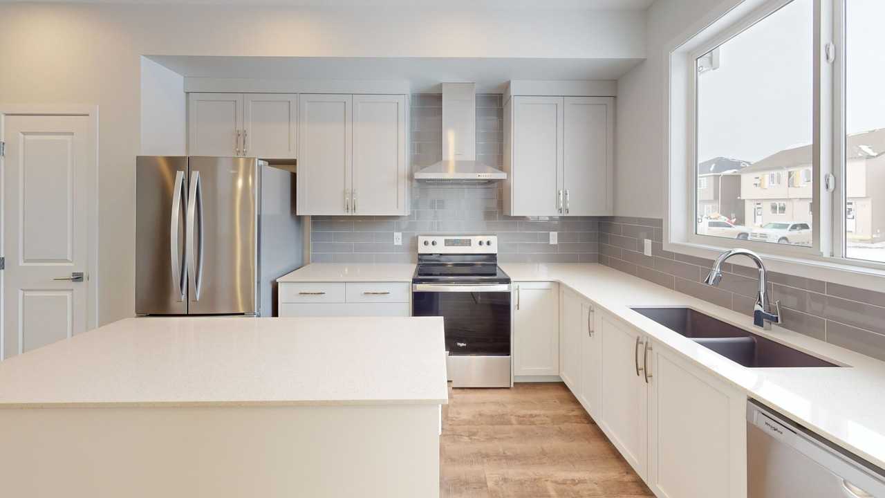 41 Corner Glen Row Ne Uppr - Photo 4 of 22