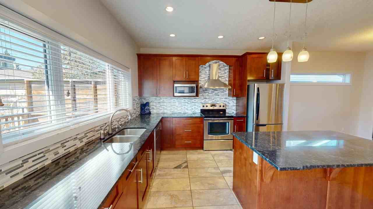 2325 23 Avenue Southwest - Photo 6 of 19
