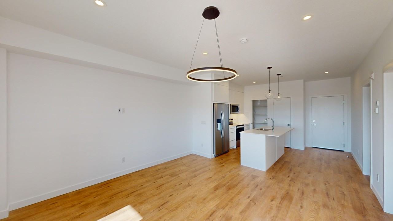 60 1000s 60 Skyview Ranch Road Ne - Photo 3 of 11