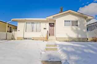 8 Dover Meadow Close Se - Photo 1 of 1