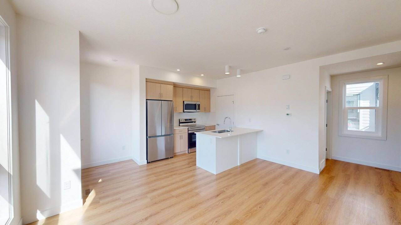 204, 3528 3 Ave NW - Photo 4 of 13