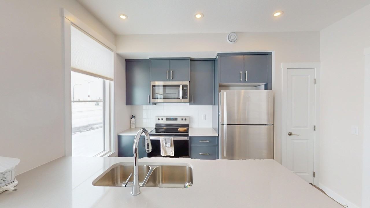 380 243-380 Seton Villas Se - Photo 3 of 10