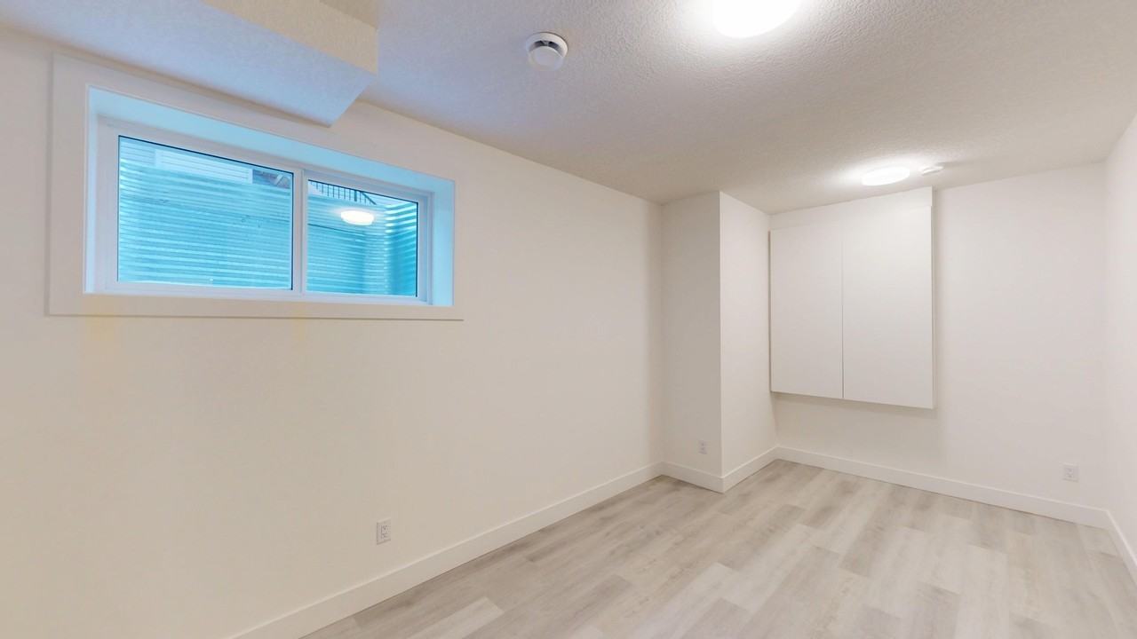 3518 42 Ave Bsmt #Bsmt - Photo 2 of 8