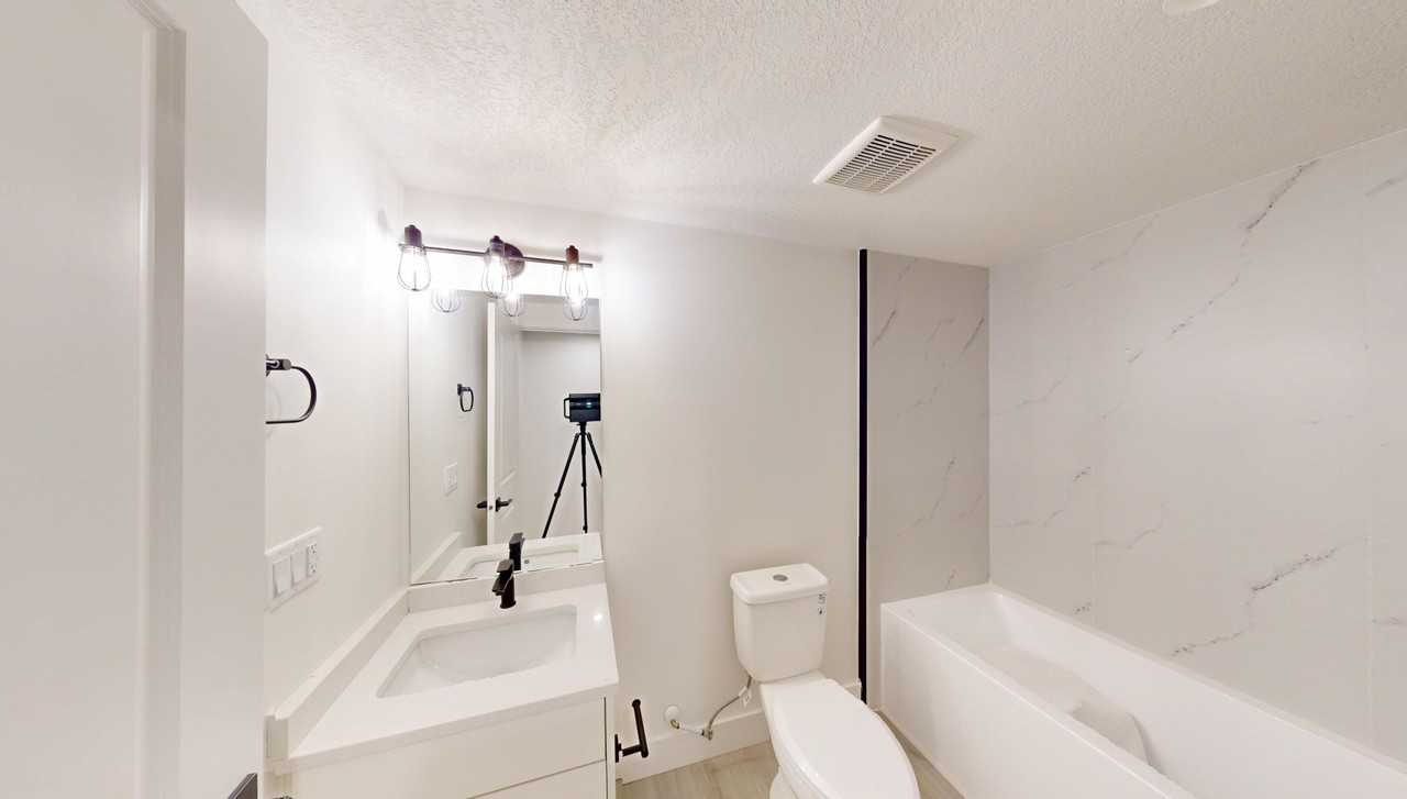3518 42 Ave Bsmt #Bsmt - Photo 4 of 8