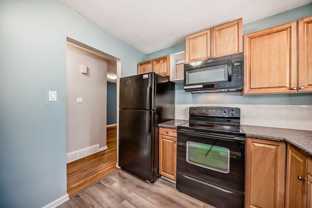 4212 40 Ave Nw - Photo 1 of 1