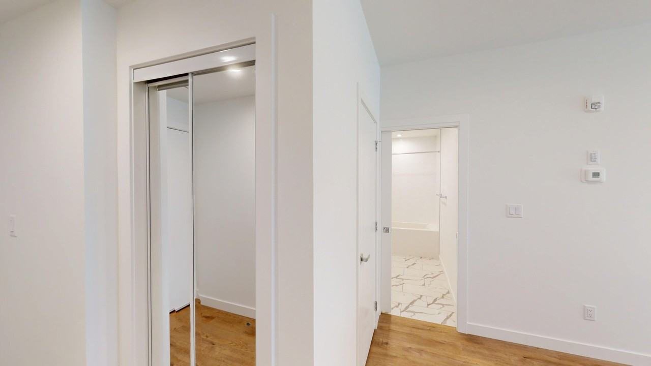 526-310 15 Ave Sw - Photo 4 of 24