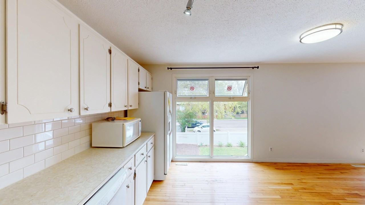 225 Sabrina Way Sw - Photo 5 of 16