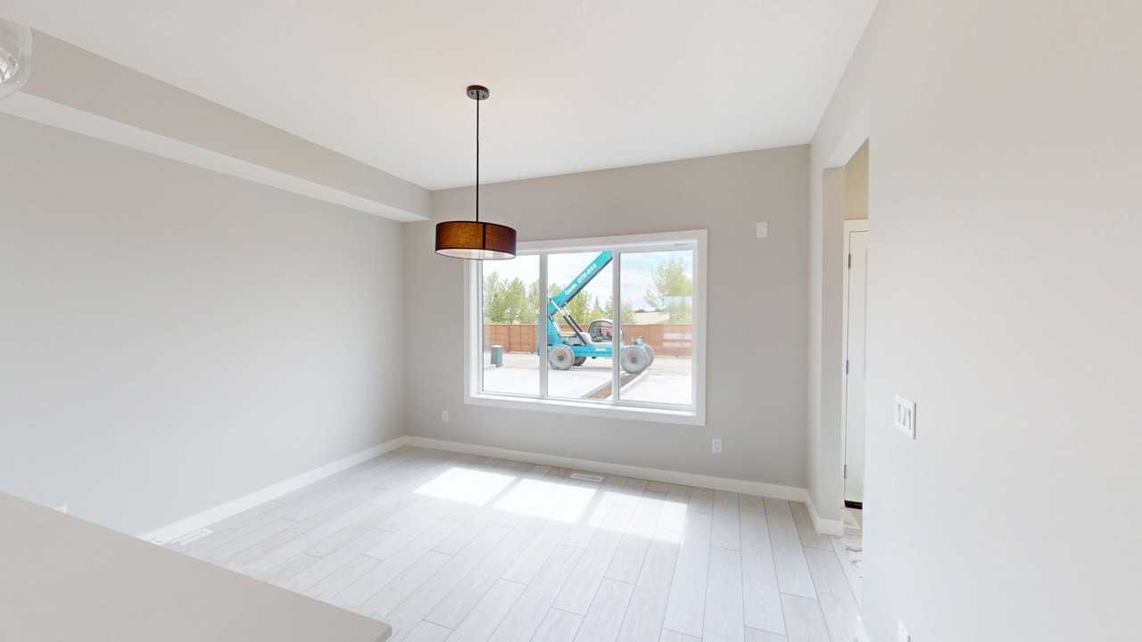8749 Huxbury Dr Ne - Photo 5 of 20