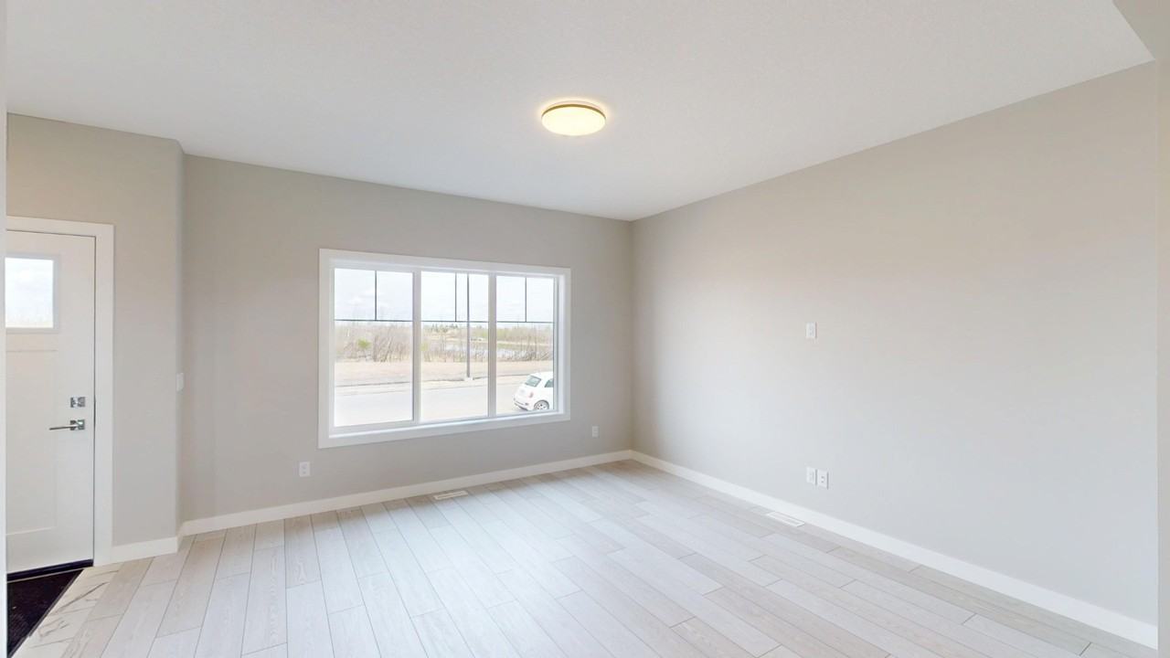 8749 Huxbury Dr Ne - Photo 6 of 20