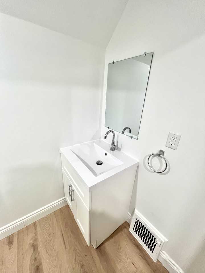 5 Renwick Avenue - Photo 7 of 41