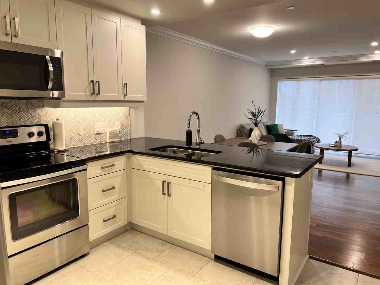 1006-505 Talbot Street - Photo 4 of 18