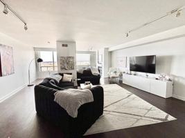 featured image of 695 Richmond St