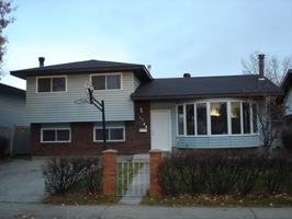featured image of 1744 41 St Ne