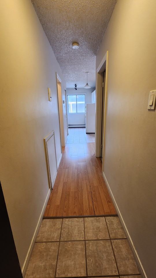 1724 10a St Sw - Photo 3 of 12