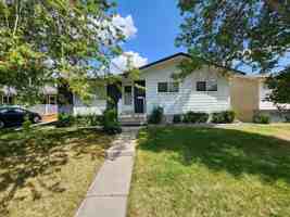 featured image of 7112 Hunterwood Rd Nw