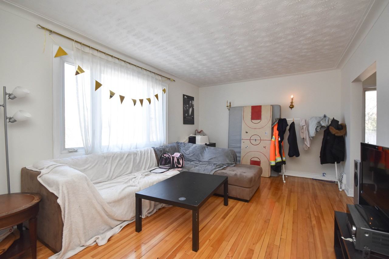1806 Scott St - Photo 4 of 29
