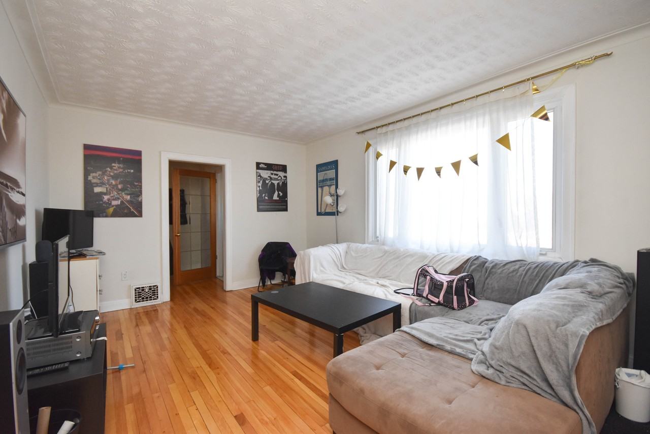 1806 Scott St - Photo 5 of 29