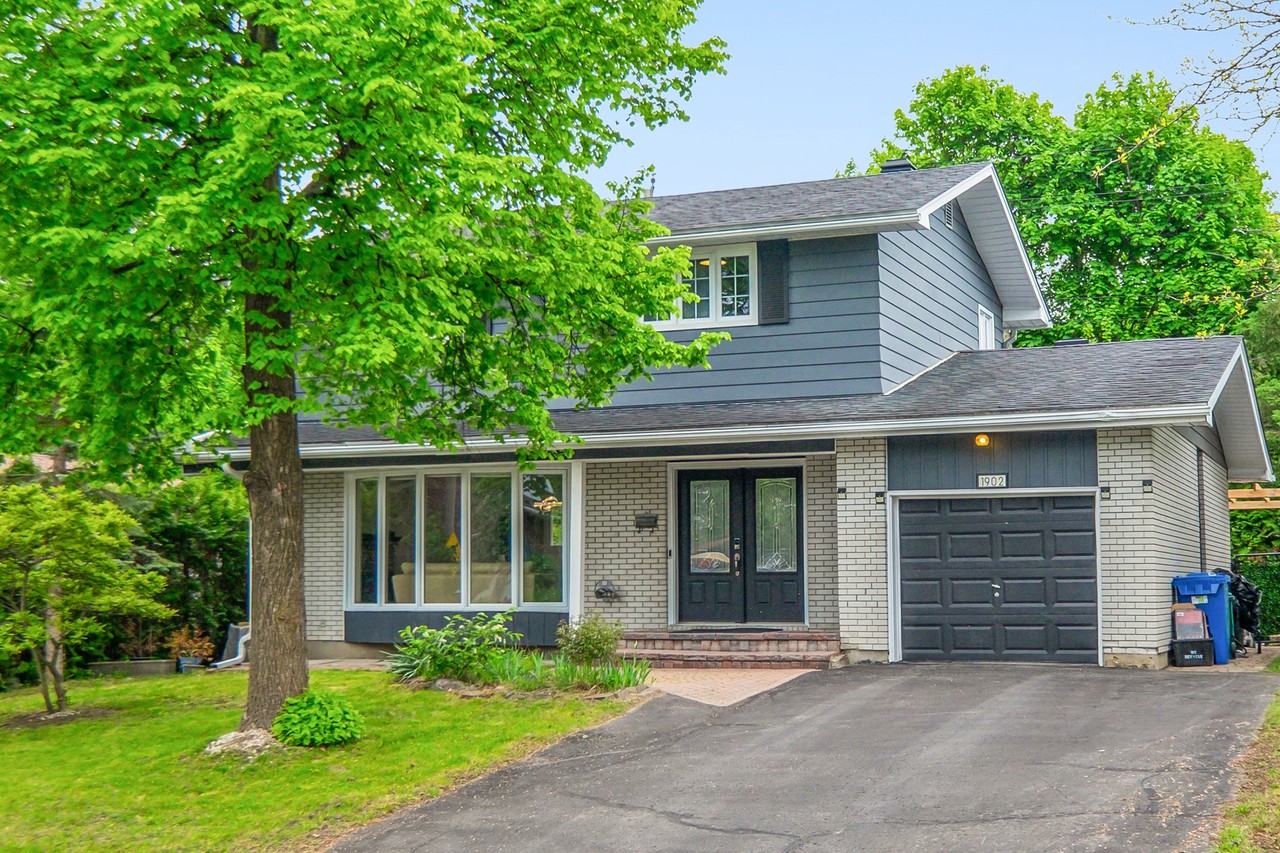 1902 Featherston Dr - Photo 4 of 50
