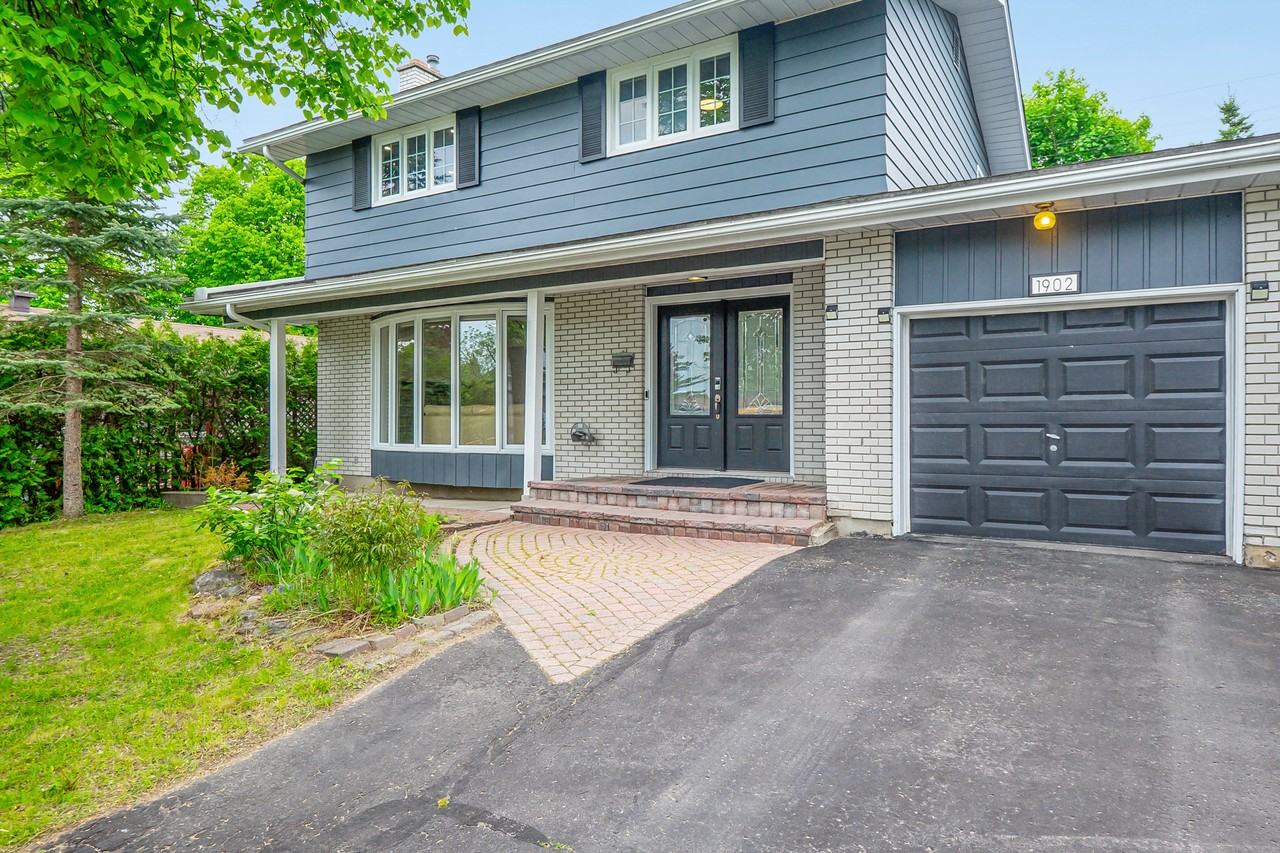 1902 Featherston Dr - Photo 6 of 50