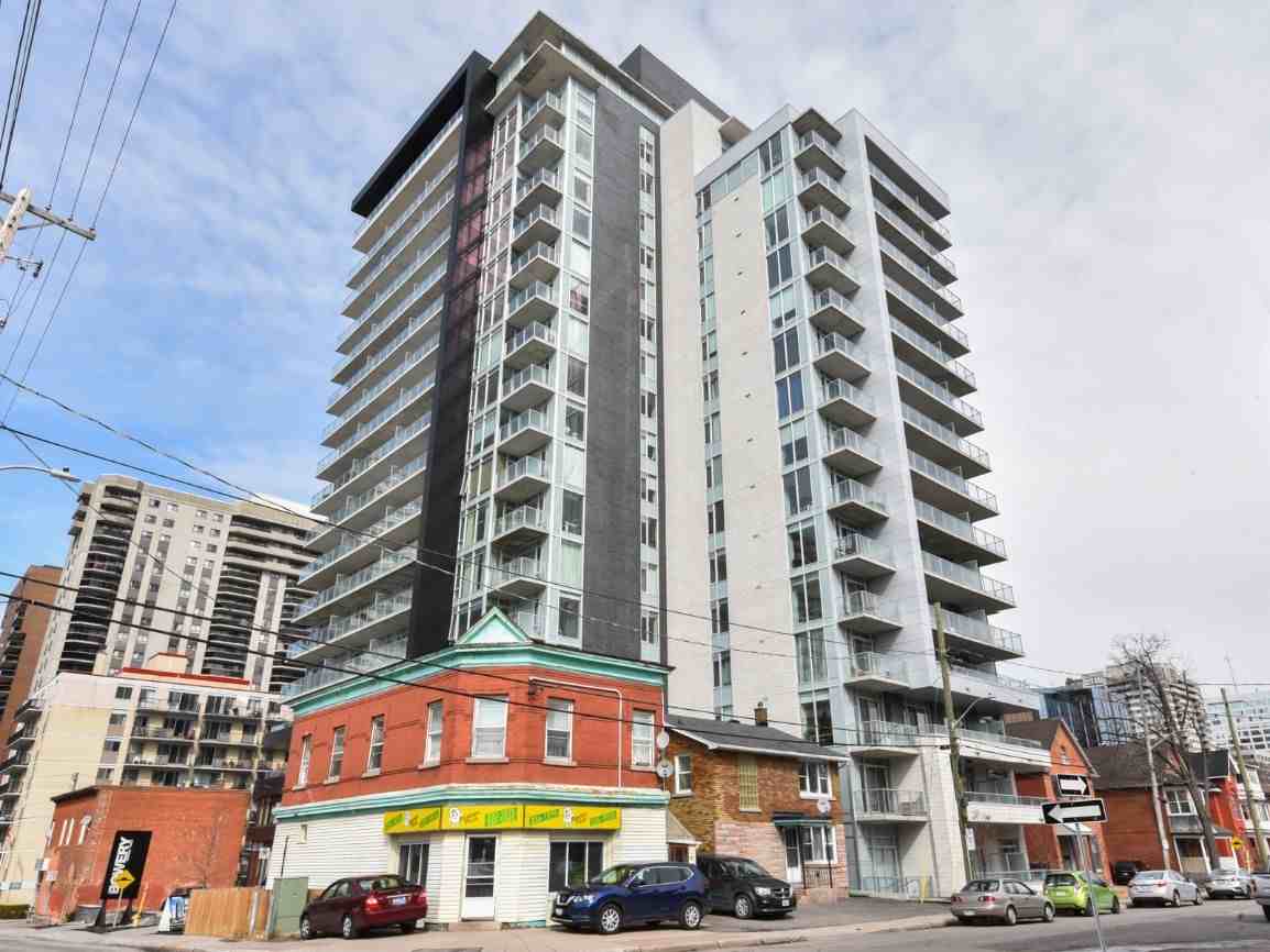255 Bay St - Photo 3 of 49