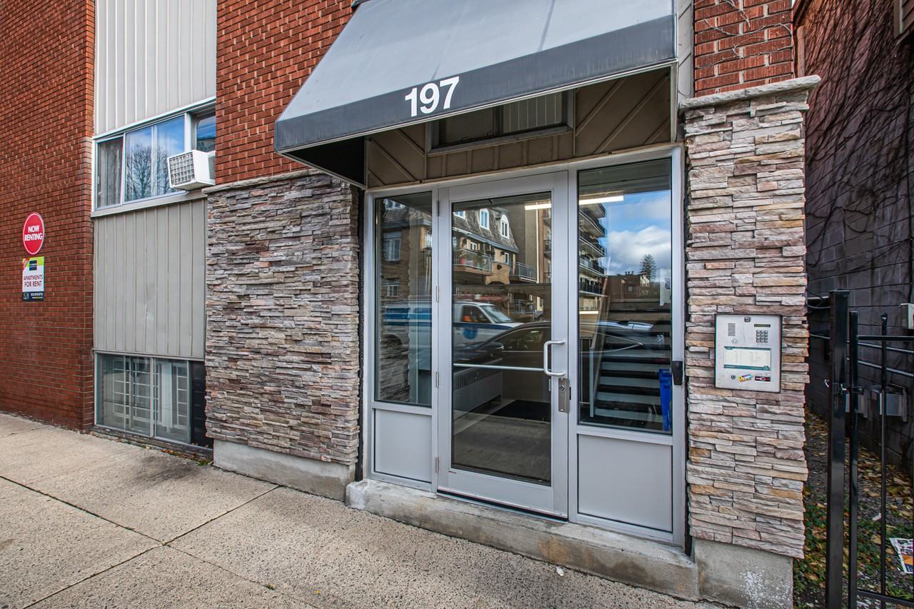 197 Cumberland St - Photo 4 of 20