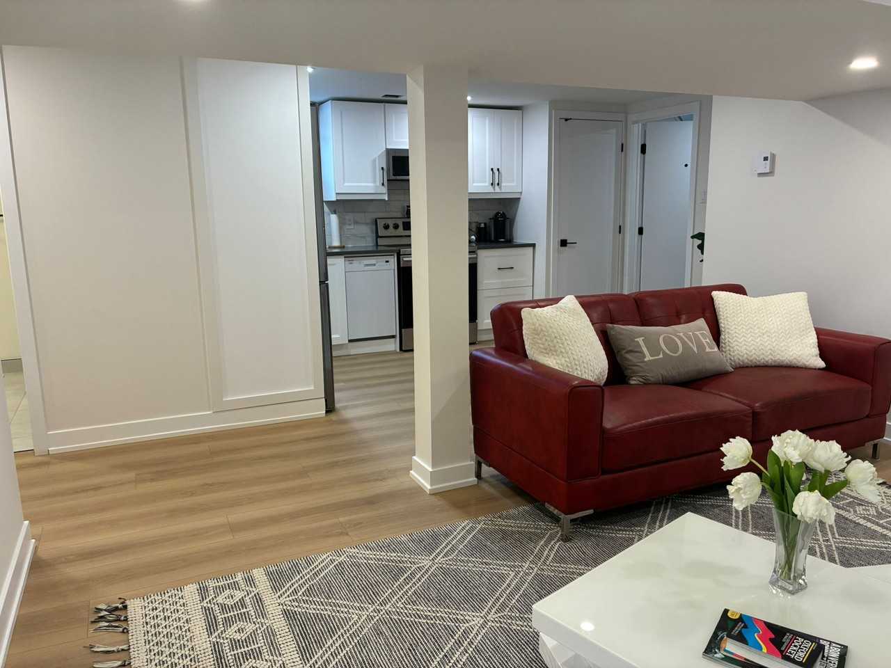 61 Crownhill St - Photo 2 of 17