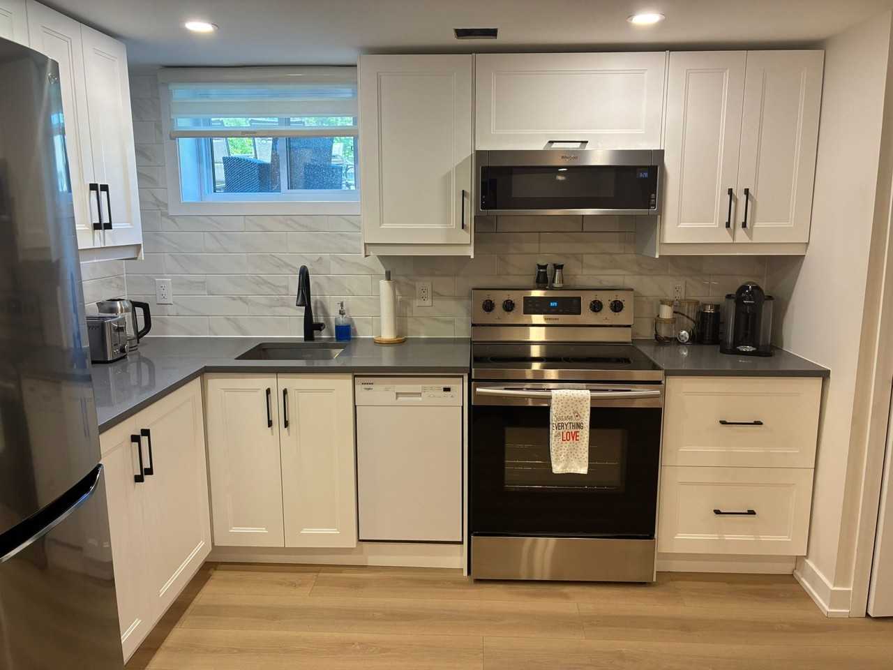 61 Crownhill St - Photo 6 of 17