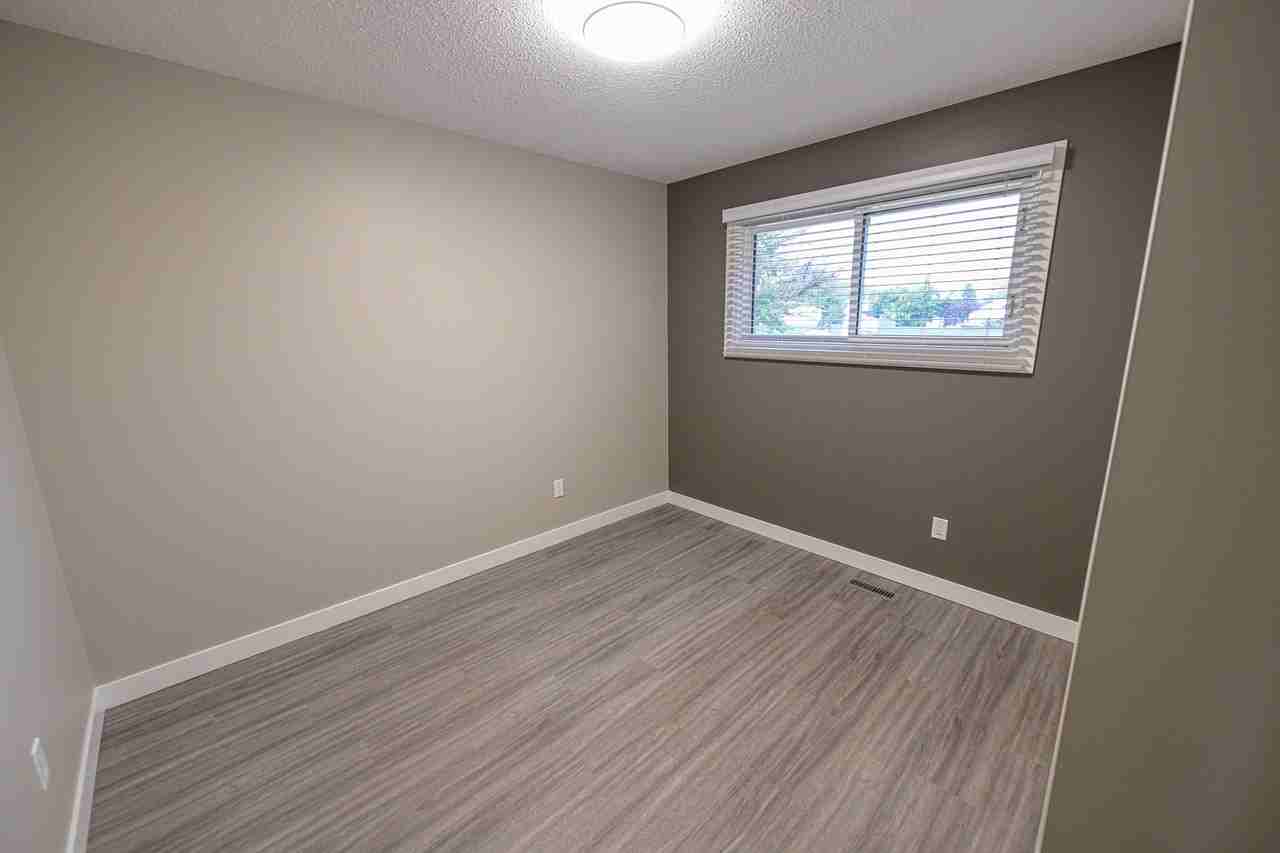 9306A 108 Ave - Photo 6 of 20