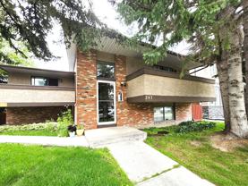 247 20 Ave Ne - Photo 1 of 1
