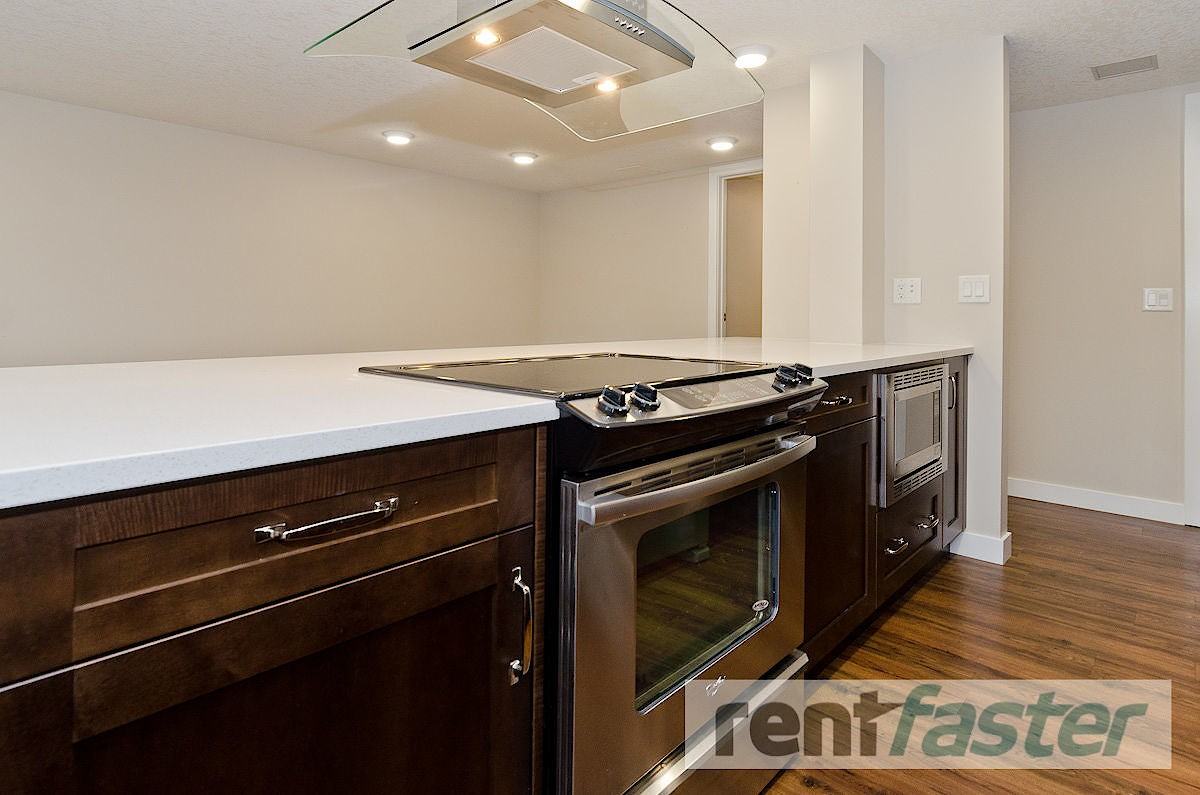 1640 12 Avenue S.W. - Photo 6 of 19