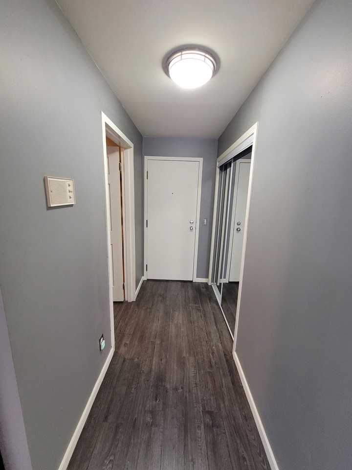 307 - 1919 17 Avenue S.W. - Photo 2 of 13