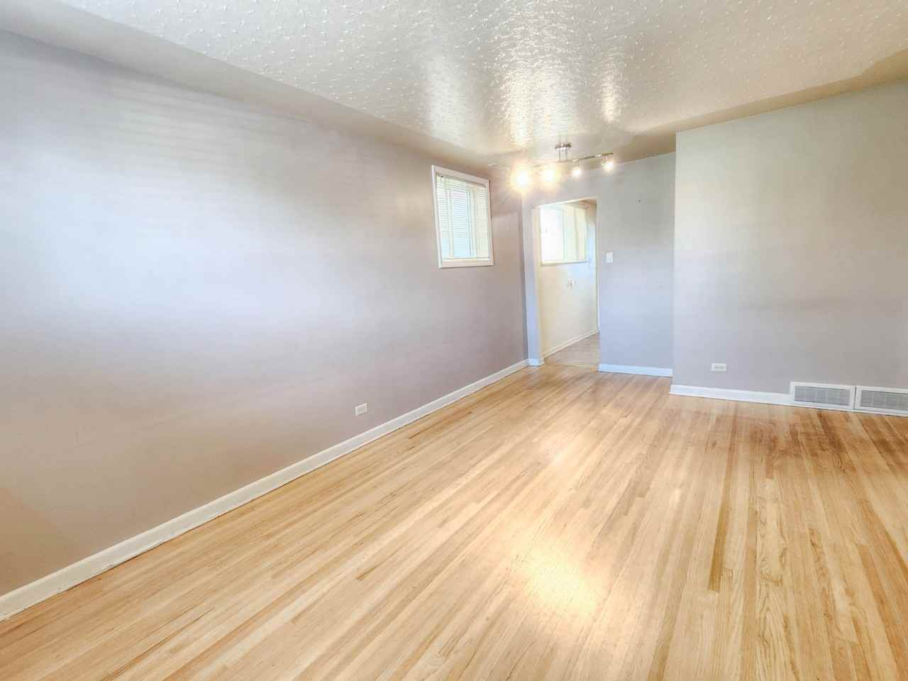 4728 Stanley Rd Sw - Photo 3 of 10