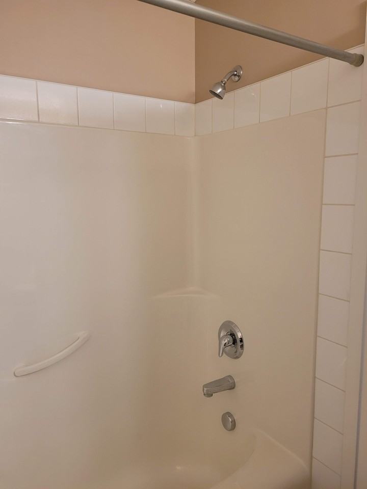 73 Erin Woods Court SE - Photo 5 of 8