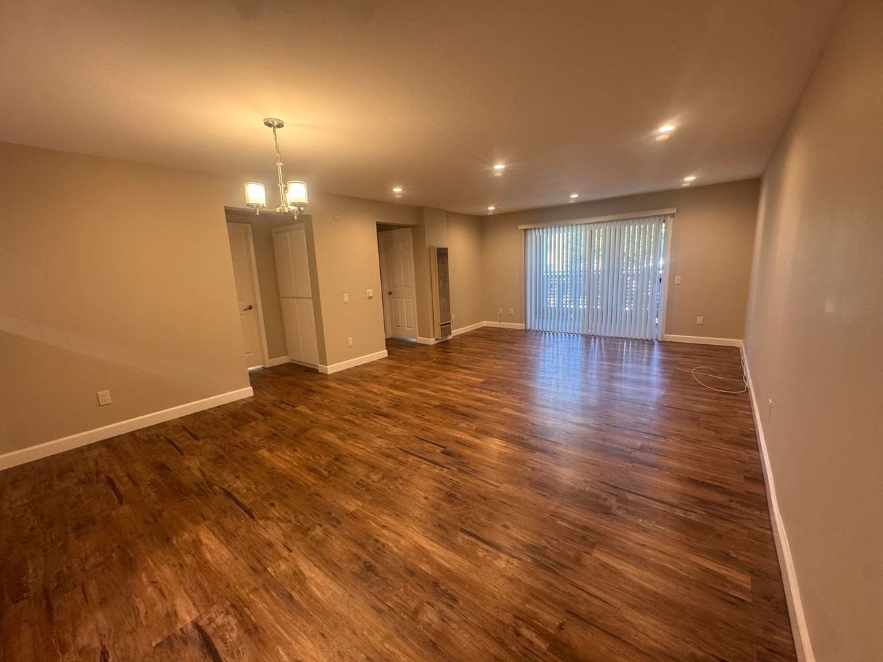 1355 Loma Ave #205 - Photo 4 of 23