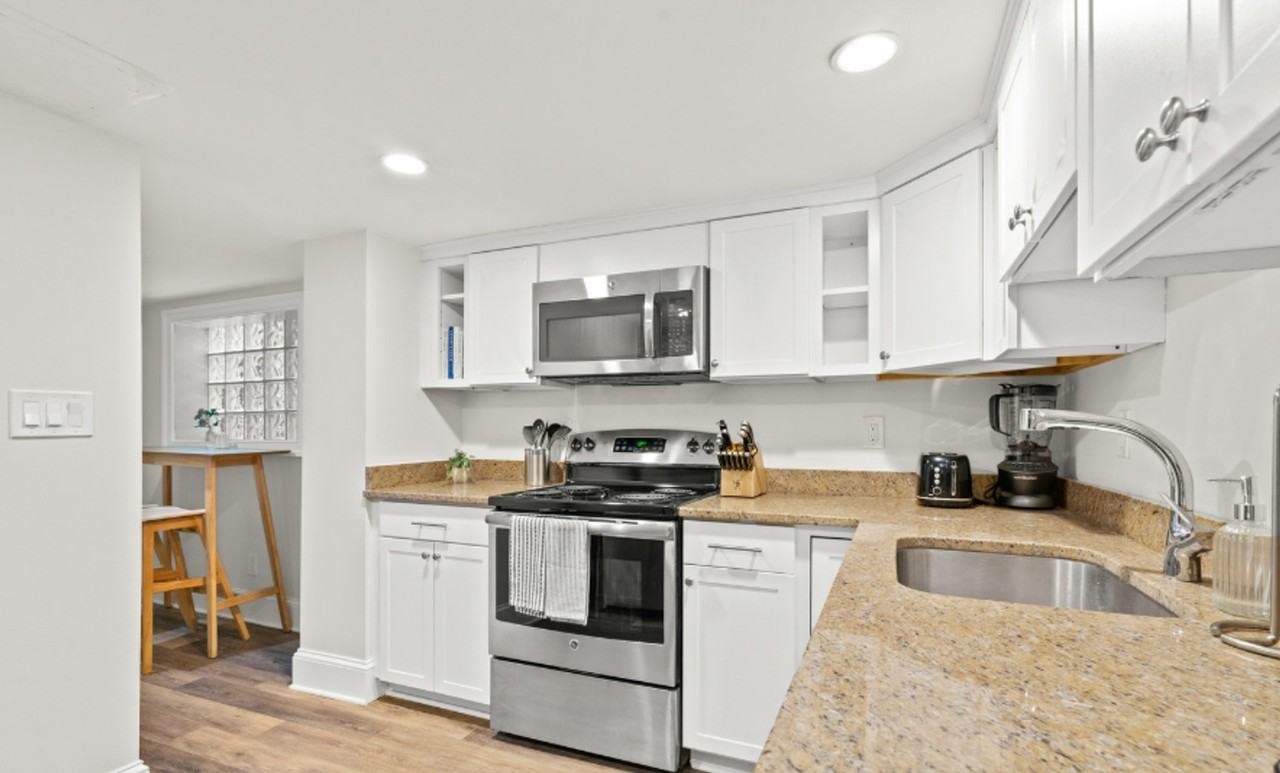 2126 O St Nw #1539659P - Photo 6 of 10