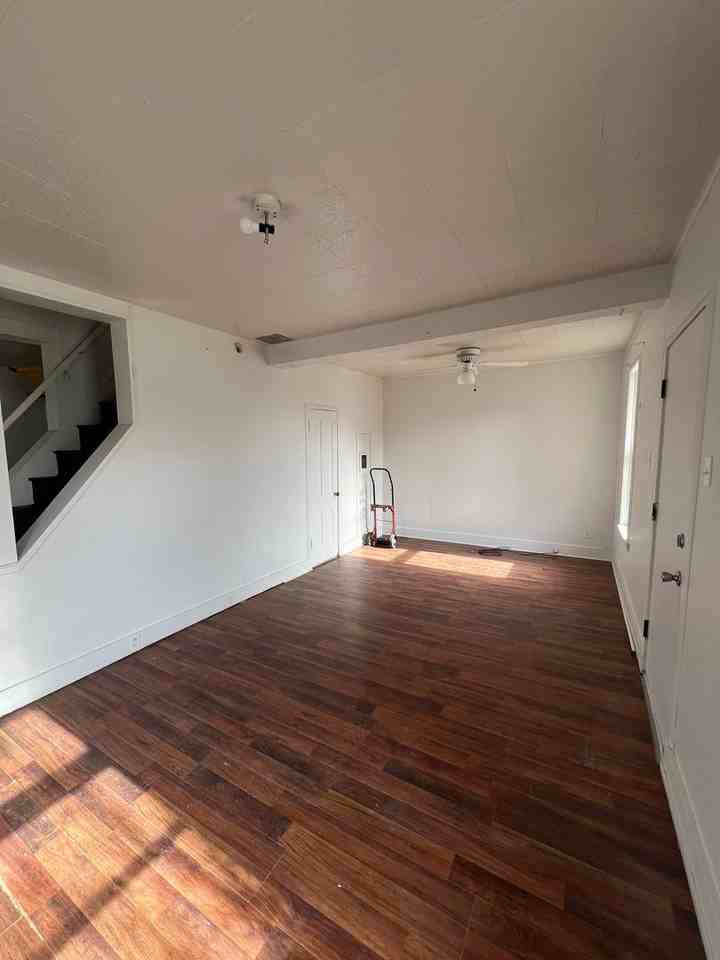 1400 Madison Ave - Photo 2 of 11