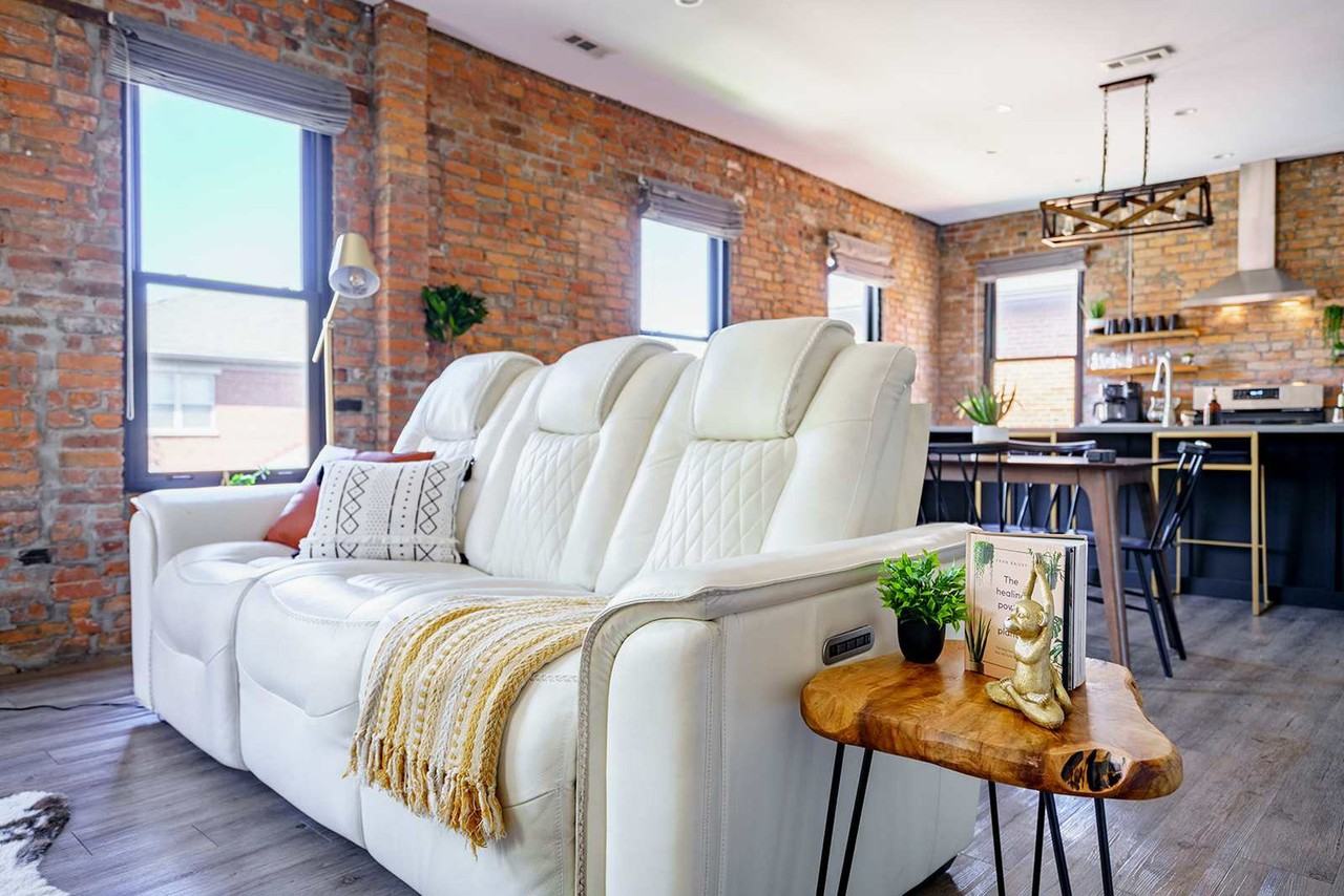 59 E Russell St #1265648P - Photo 7 of 44
