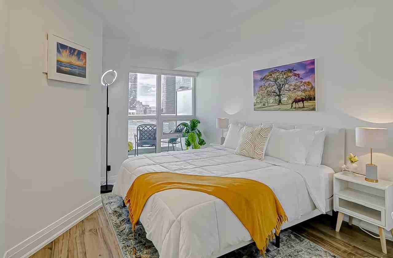 81 Bay St #1497200P - Photo 3 of 20