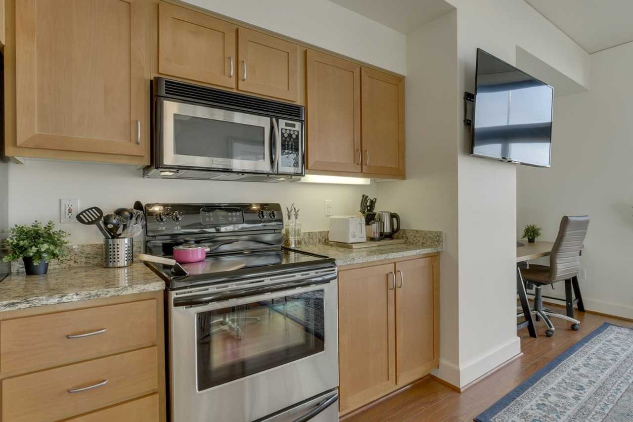 900 Nw Lovejoy St #1512205P - Photo 6 of 21