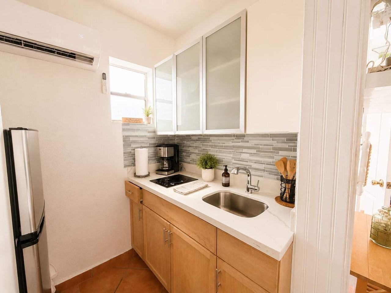 Harding St #1075793P - Photo 5 of 12