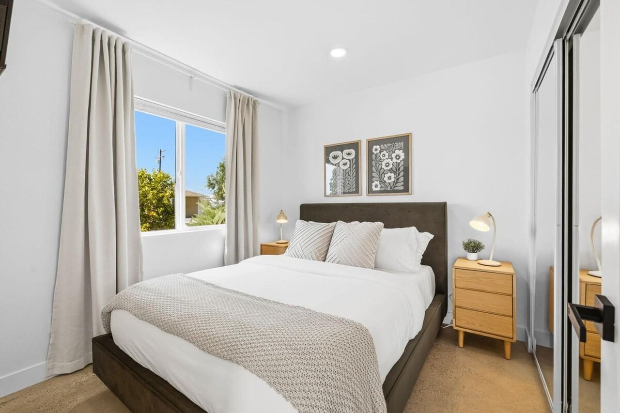 6431 Carthage St #1520345P - Photo 7 of 18